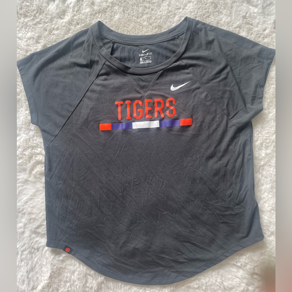Clemson tee